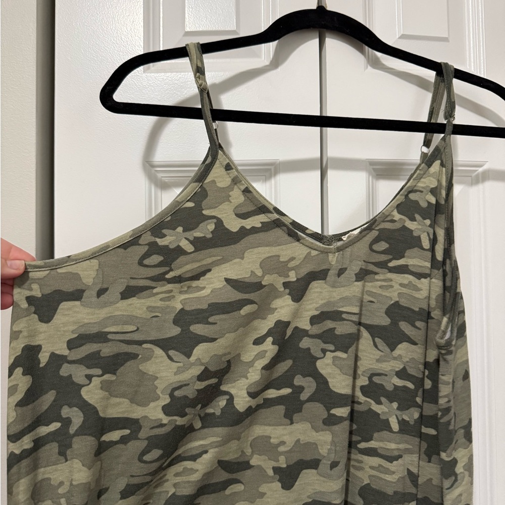 Green Camouflage Maxi Dress (Size XL) - Picture 3 of 5